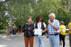 Together-with-the-singer-Pasa-Parfeni